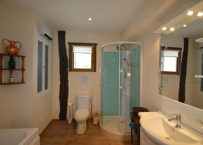 Les Hydrangeas - Classe 3 Etoiles Meuble De Tourisme 度假居 *