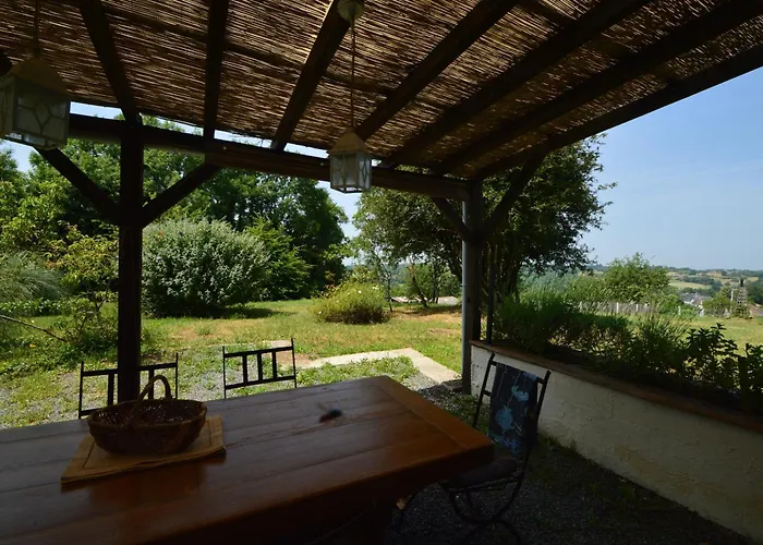 Les Hydrangeas - Classe 3 Etoiles Meuble De Tourisme 度假居 *